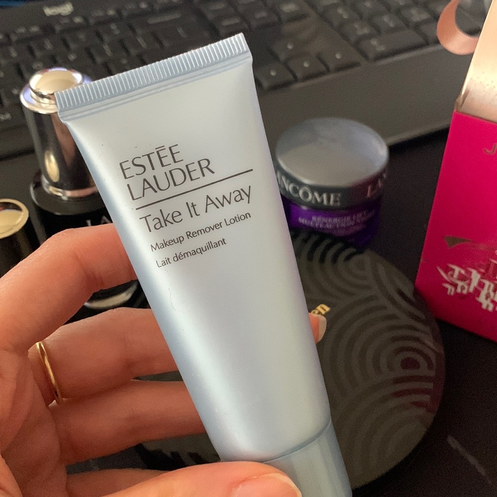 Estee lauder make up remover lotion 1 oz